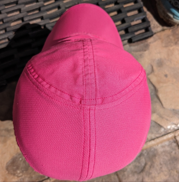 Nike hat - Picture 3 of 5